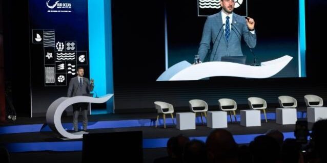 Η ΕΕ ανακοινώνει δεσμεύσεις ύψους 3,5 δισ. ευρώ για την προστασία των ωκεανών και την προώθηση της βιωσιμότητας στη διάσκεψη «Our Ocean» που πραγματοποιείται στην Ελλάδα