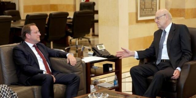 Ο Επίτροπος Βάρχεϊ επισκέφθηκε τον Λίβανο στις 22 Απριλίου 2024