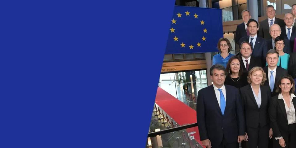 Η Επιτροπή φον ντερ Λάιεν 2024-2029 αναλαμβάνει καθήκοντα