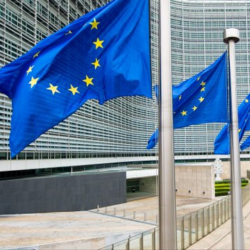 Η Ευρωπαϊκή Επιτροπή και η Ευρωπαϊκή Τράπεζα Επενδύσεων θέτουν τα θεμέλια για μια νέα πανευρωπαϊκή επενδυτική πλατφόρμα για οικονομικά προσιτή και βιώσιμη στέγαση