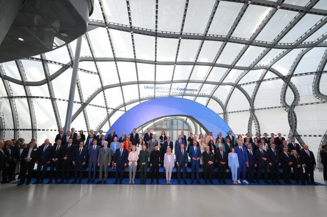 Η Ευρωπαϊκή Ένωση ανακοινώνει νέα δέσμη συμφωνιών ύψους 2,3 δισ. ευρώ στη Διάσκεψη για την Ανάκαμψη της Ουκρανίας 2025
