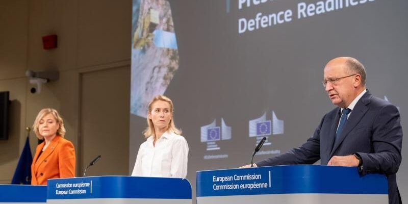 Η Ευρωπαϊκή Επιτροπή και η Ύπατη Εκπρόσωπος παρουσιάζουν νέο Οδικό Χάρτη για την Άμυνα, για την ενίσχυση των ευρωπαϊκών αμυντικών ικανοτήτων