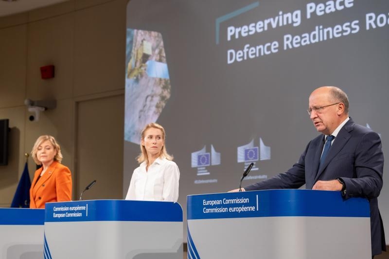 Η Ευρωπαϊκή Επιτροπή και η Ύπατη Εκπρόσωπος παρουσιάζουν νέο Οδικό Χάρτη για την Άμυνα, για την ενίσχυση των ευρωπαϊκών αμυντικών ικανοτήτων